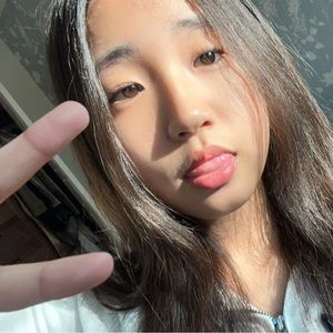 Meet your Posher, Yewon